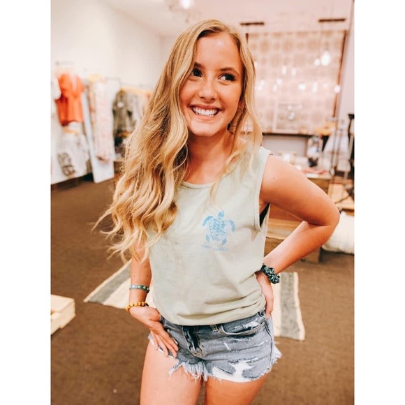 Honu Turtle Sandstone First Harvest Tank - Picture 2 of 2